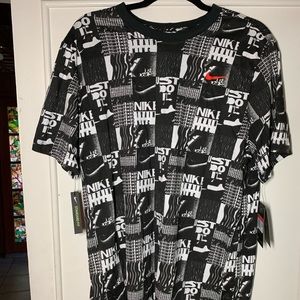 NIKE t-shirt